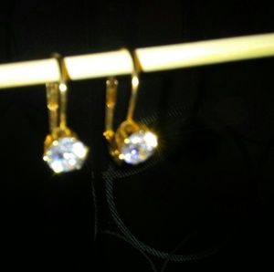 Lia Sophia gold drop earrings